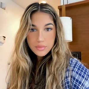 Meet your Posher, Jeihnalie